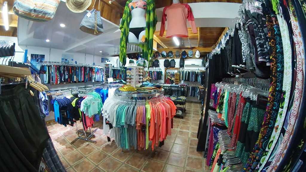 Denga Surf Shop in Santa Teresa Costa Rica